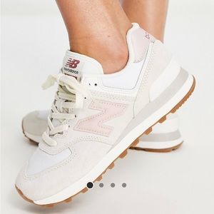 New Balance 574 Trainers in White & Pink